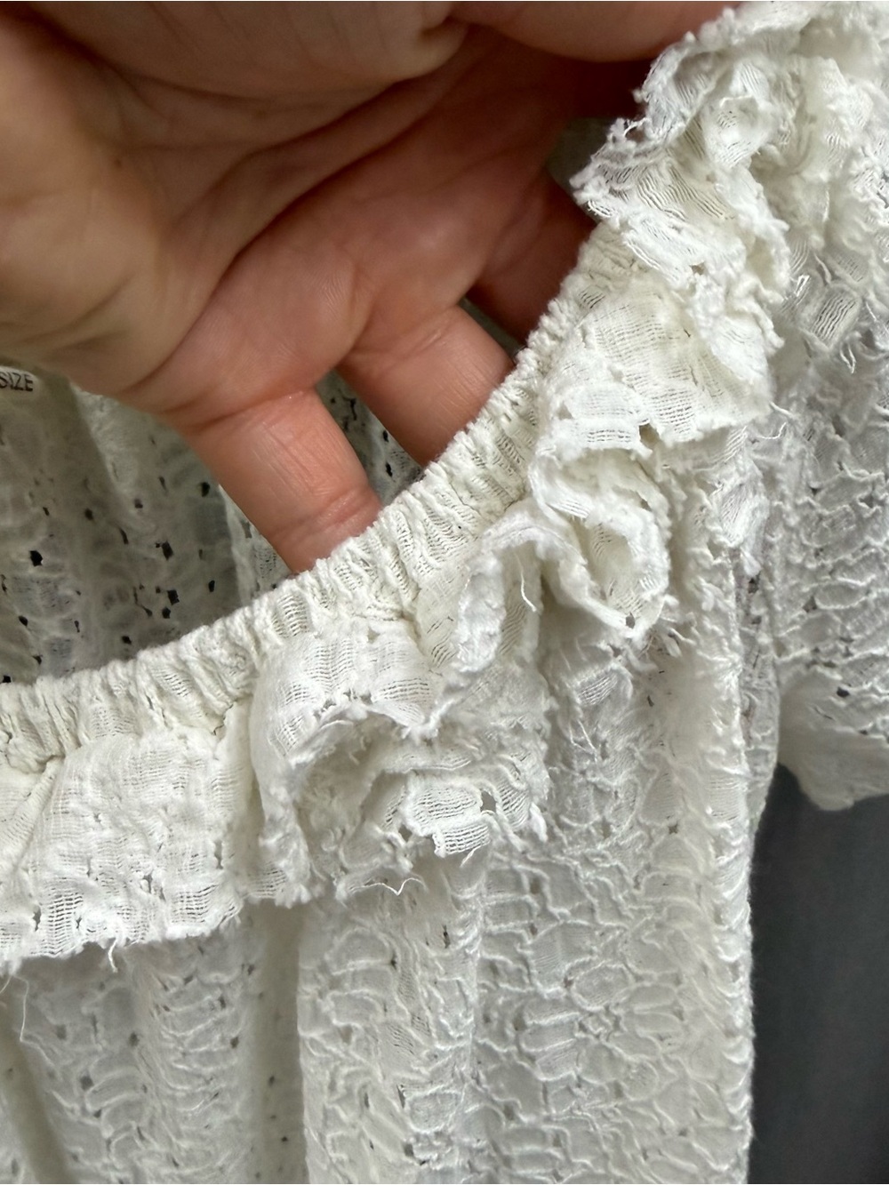 Ivory Ruffle Lace Peasant Top - Picture 4 of 10